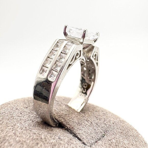VTG Sterling Silver 925 Cubic Zirconia Prong Set Scroll Band Ring Size 7 - Picture 5 of 10
